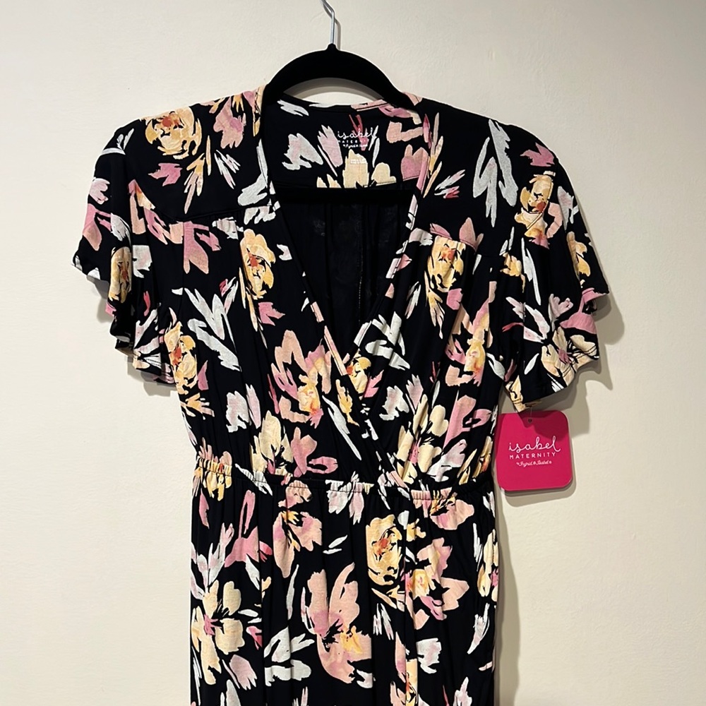 ⭐️NWT⭐️ Faux Wrap Maternity Dress